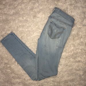 Hollister skinny jeans.